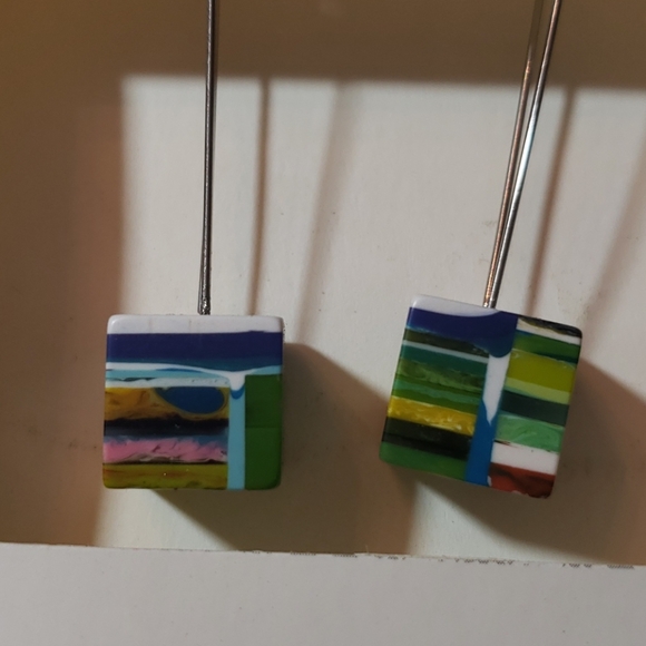 Handmade resin dice earrings - Picture 1 of 6